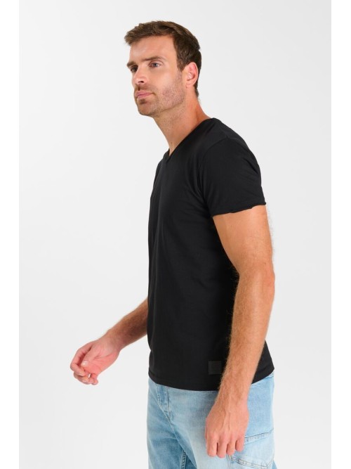 Camiseta cuello pico OBRIBS negro | comprar ahora