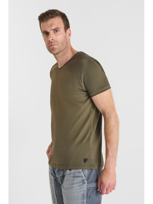 Camiseta cuello pico OBRIBS verde oscuro | comprar ahora 2