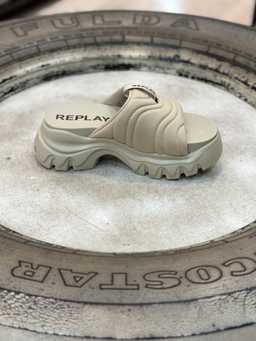 Sandalia JUYCE SLIDE BEIGE CLARO Sandalia JUYCE SLIDE BEIGE CLARO