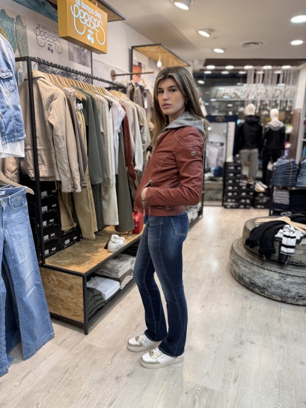 Chaqueta cuero FINJA ROJO 2